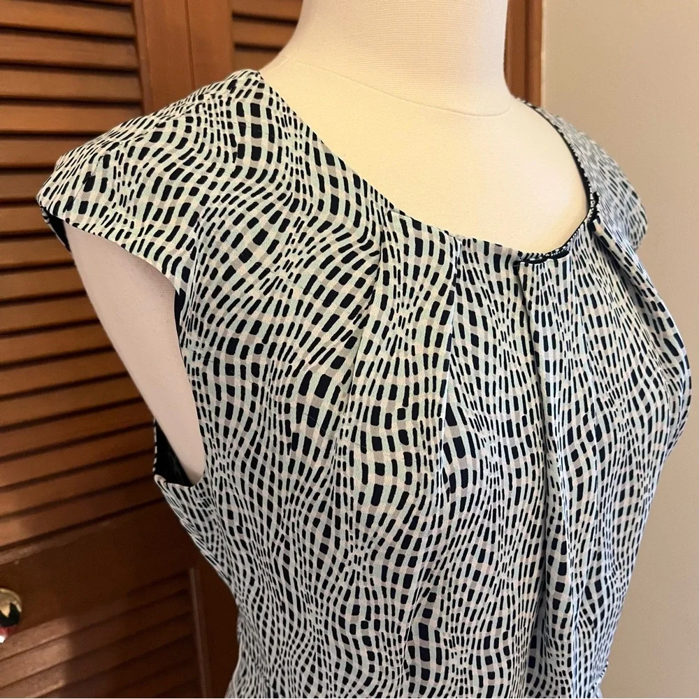 Tory Burch navy blue and White Patterned silk dress Dress 14 sleeveless